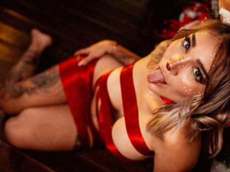 Asuka Muller star naked pic