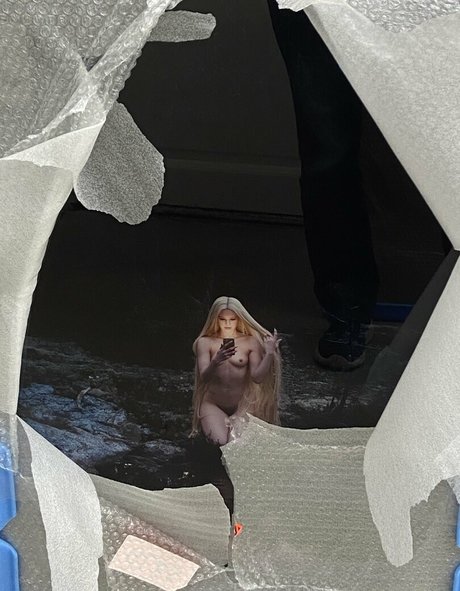 Arvida Bystrom star du porno en haute qualité img