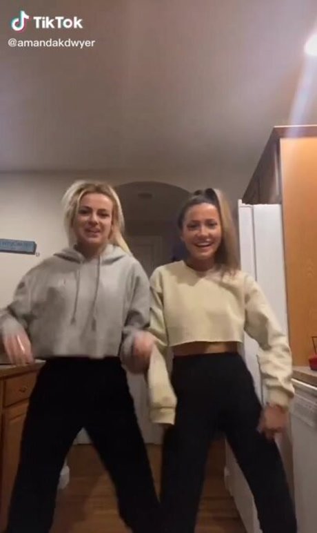 Live Stream Oops pretty star photos