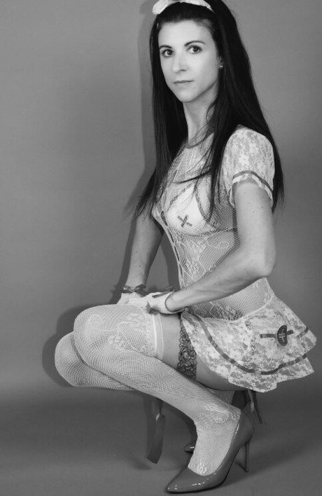 elodypix nus star du porno images