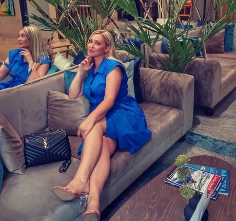 Vesna Justwoman42 estrella porno gratis galería