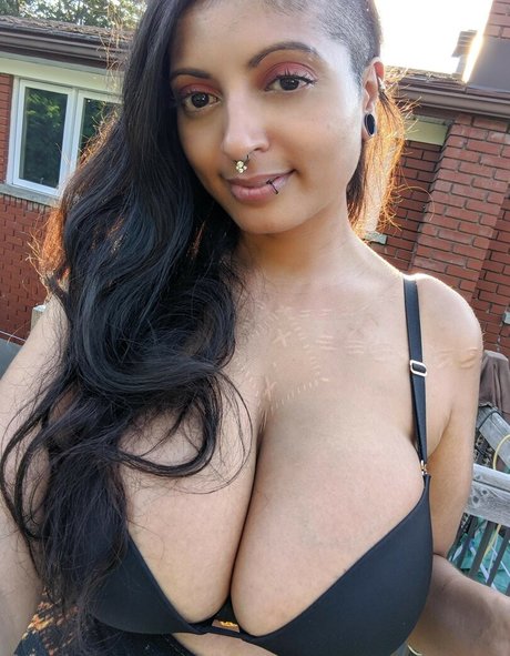 doomergal sexy model archive