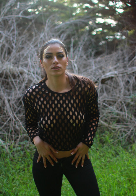 Chelsea Mcgehee jolie étoile archive