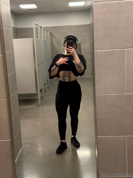 marceline vox modèle sympa photos