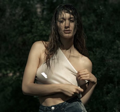 Shira Aizner naked star pictures