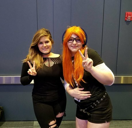 Erica Lindbeck actrice sexy image