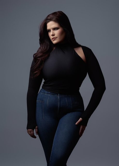 Erica Lindbeck actriz de arte galerías