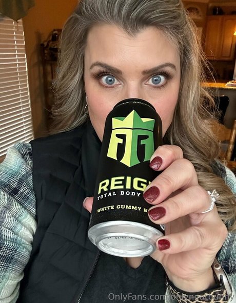 onlyneatbunny étoile adulte des photos