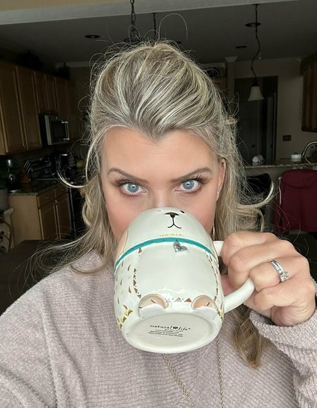 onlyneatbunny modèle xxx archive