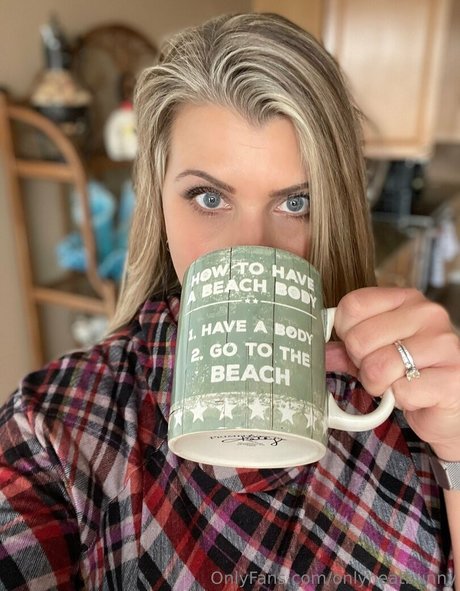 onlyneatbunny modelo erótico fotos