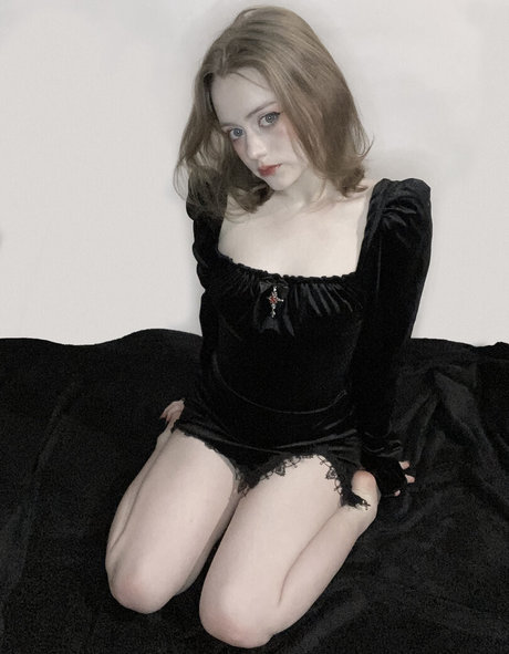 Vwemor estrella desnuda archivo