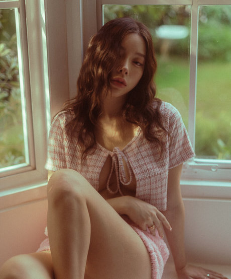 Nardear Montgod modèle artistique image