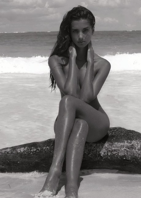 Liza Kovalenko beau modèle images