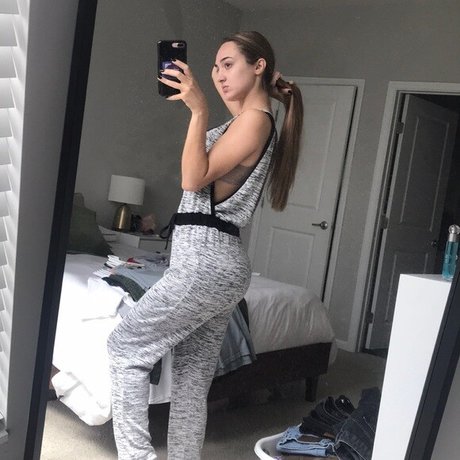 Maddie Joy actrice érotique photo