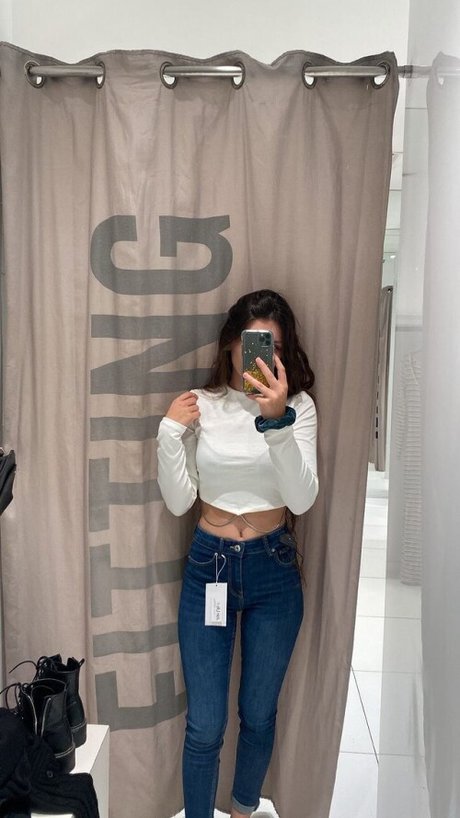 Veronica Marcelino estrella de alta calidad galerías