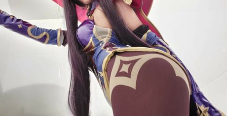 Lily waifu pornstar naked picture