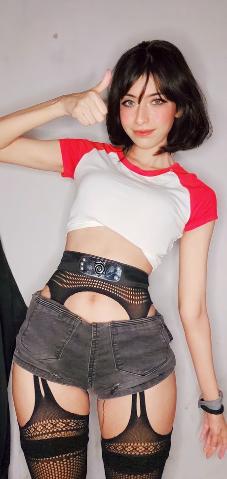 Lily waifu modelo desnudo archivo