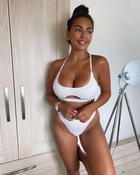 Natasha Sandhu arte estelar recopilación