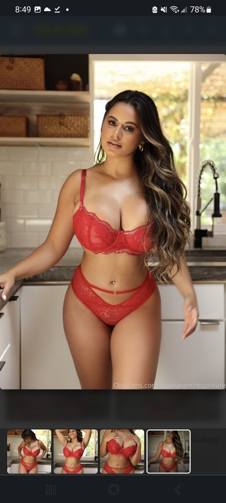 Noelia Ramirez estrella porno desnuda archivo