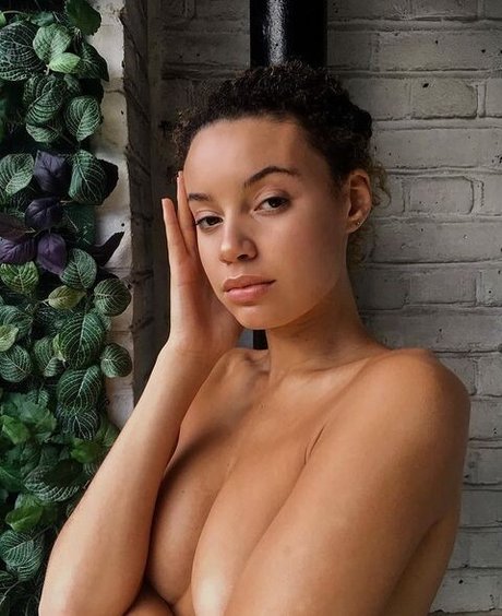 Lara never laura hot pornstar pictures
