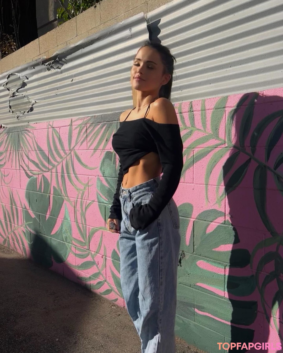 Laura Lindstrom model best pics