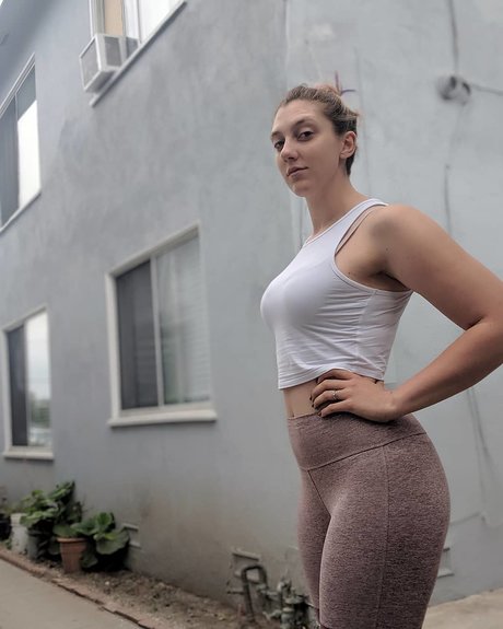 Mel Capperino Garcia sexo modelo archivo