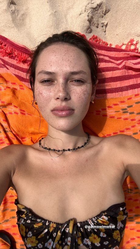 Naomi Stevens_ pornstar xxx img