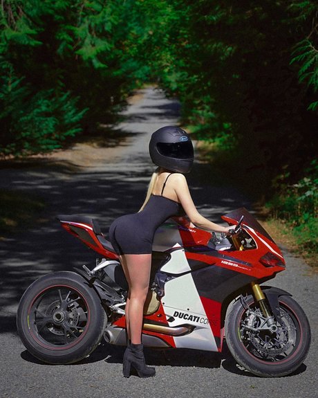 Brooke Michelle hermosa modelo imagen