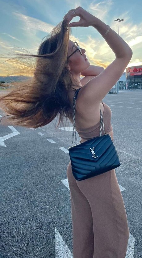 Onlyfans de lencería perfecto agradable galería