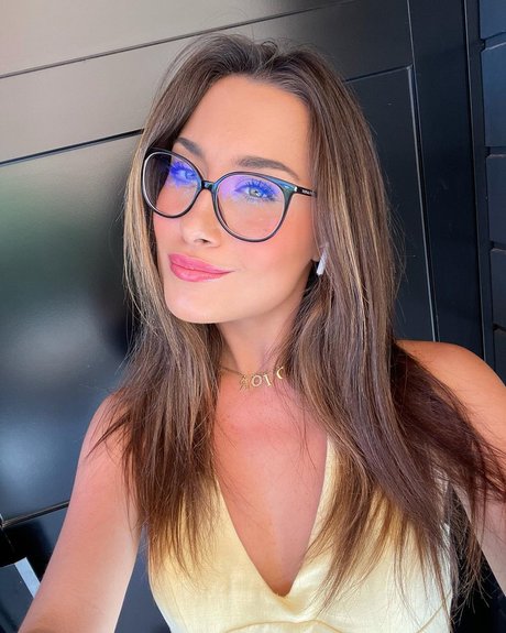 Maelyss Lepage art star du porno collection