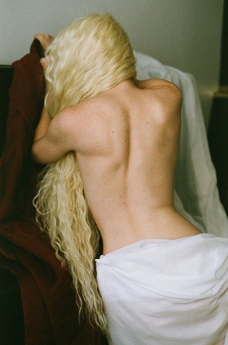 Rotten Queen modelo de arte imágenes