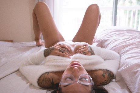 Evelyn Perez Miniatura