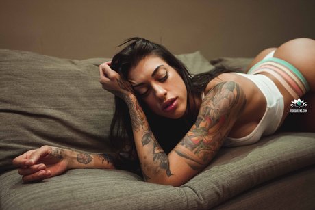 Evelyn Perez desnudos de estrellas galería