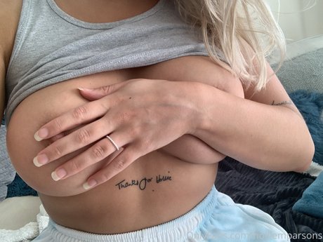 Hollie M Parsons actriz de alta definición imágenes