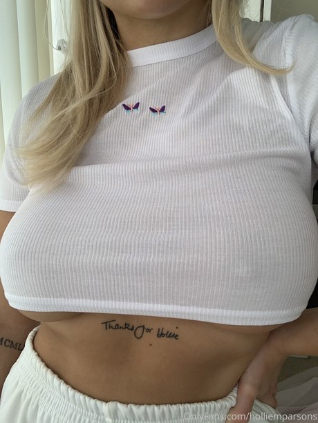 Hollie M Parsons star hot img