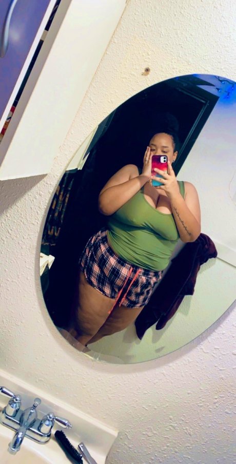 Littyliya naked star photos