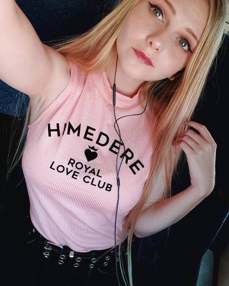 Invaderdd Dee Mente high quality pornstar pic