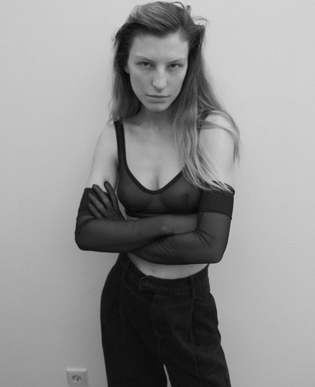 Lena Stepanova star erotic photo