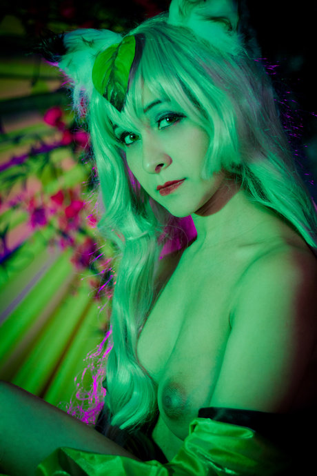 Kitsune No Fullmoon nudes actress image