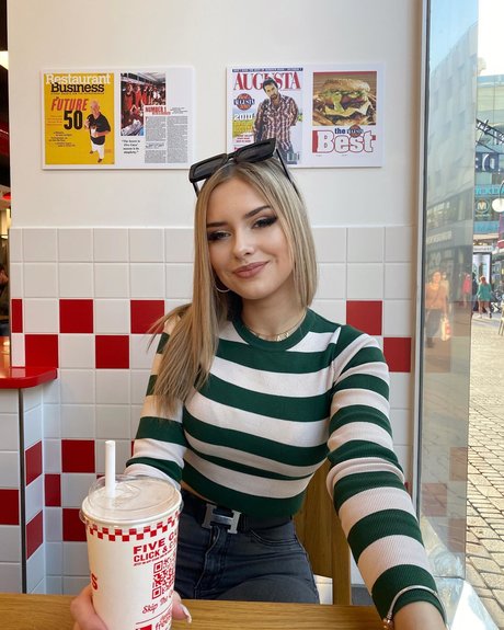 Letsnastja_ star du porno érotique images