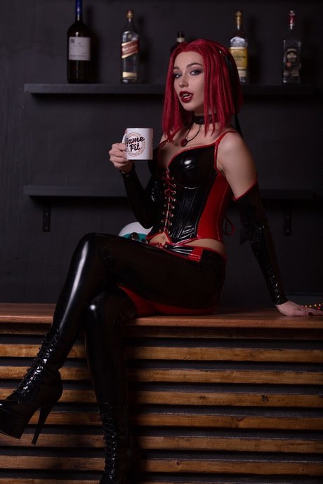 Alena Galan_ estrella porno mejor imagen