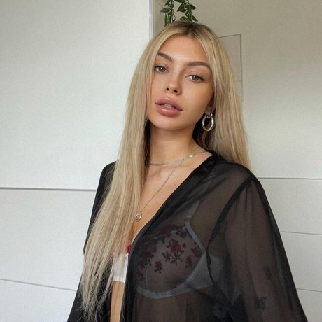 Linabmn actriz de alta definición imágenes