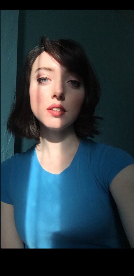 Scribblebug beautiful actress picture