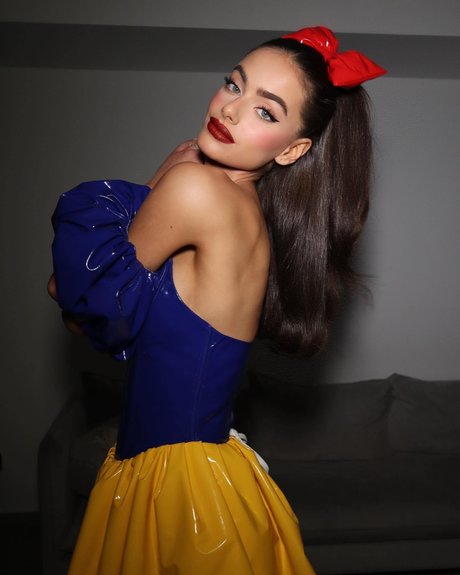 Yael Shelbia art de star du porno image