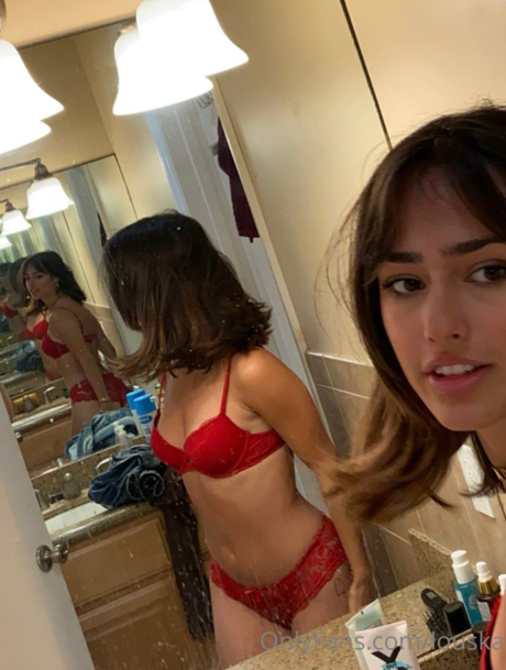 Lou Ann Vecchia_ étoile nue img