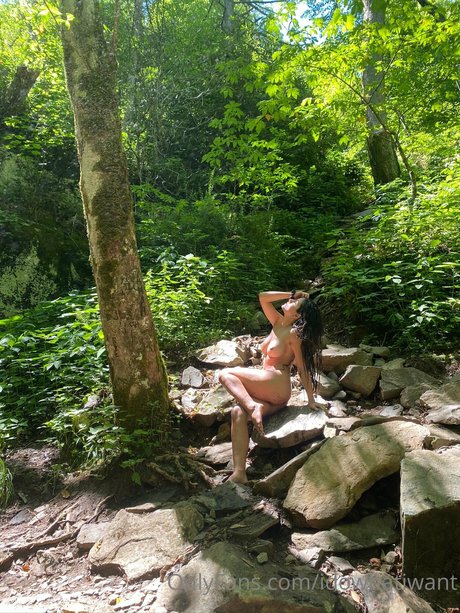 Adriene Macedo étoile chaude des photos