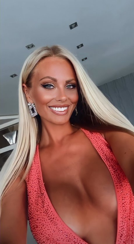 Anet Mlcakova star pornographique archive