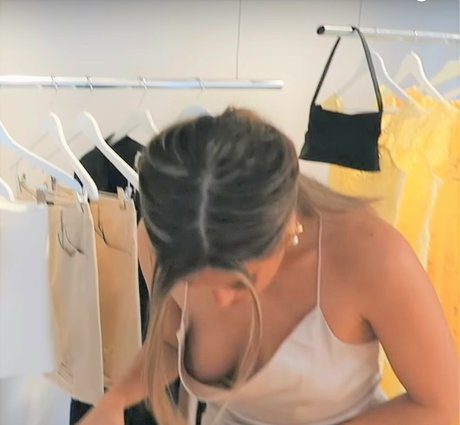 Bianca Ingrosso modèle de sexe collection