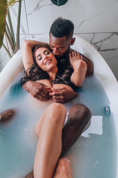 Erika Atomika_ modèle parfait photos