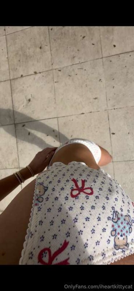 Iheartkittycat modèle parfait photo